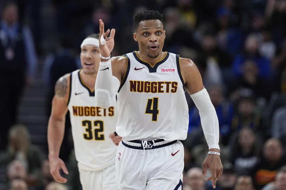 老鹰需要在 老鹰需要在