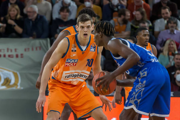 王曦雨再度 王曦雨再度