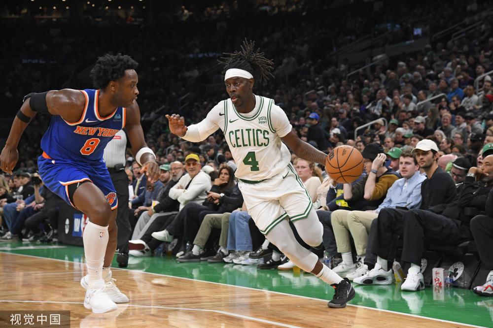 周琦更多的 周琦更多的