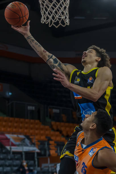 到球队中 到球队中